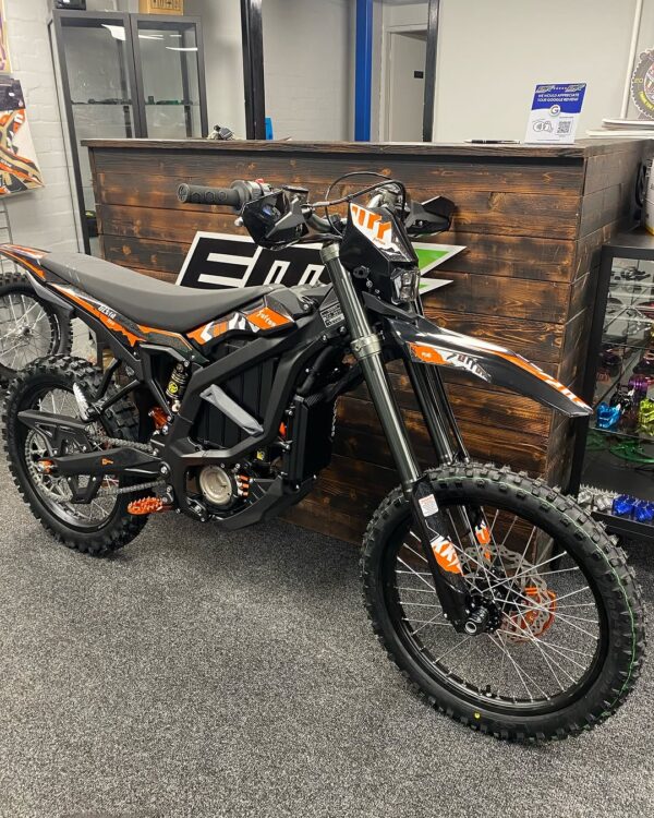 photo_2025-06-29_19-02-44 Surron Ultra Bee Black Edition Orange Graphics